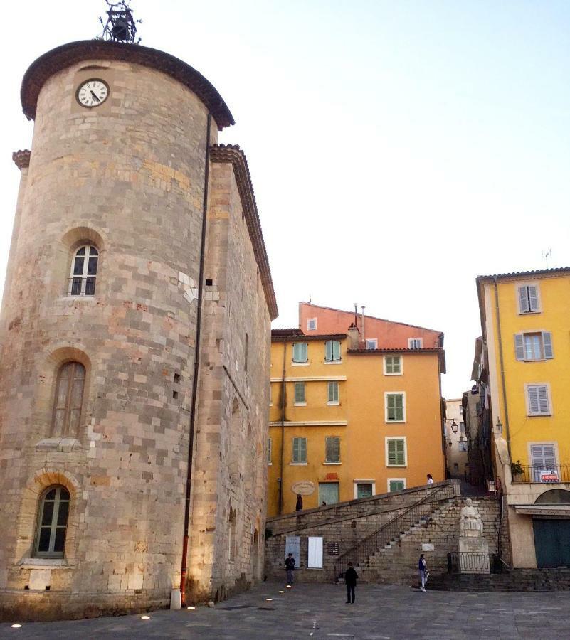 Studios Des Templiers Hyères Exteriér fotografie